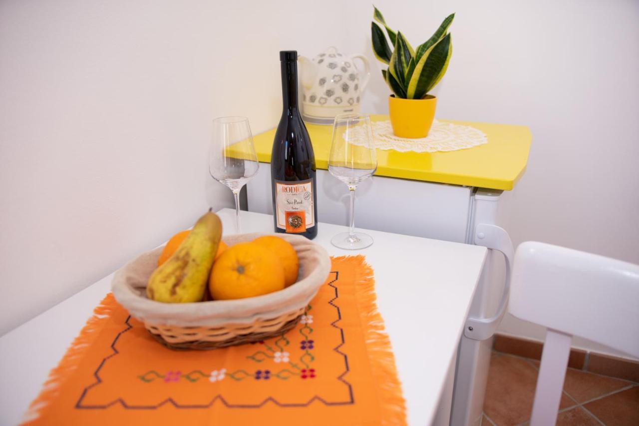 Apartma Studio May